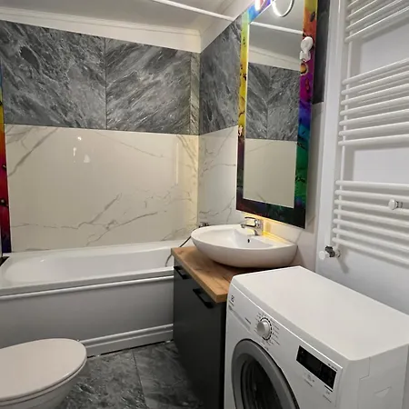 Apartman Urban Waves With 2 Bedrooms And Terace Konstanca