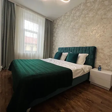 Urban Waves With Balcony And Terrace Apartment Constanta